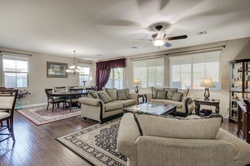 6151 Fresno St, Chandler AZ 85249-5589 exterior