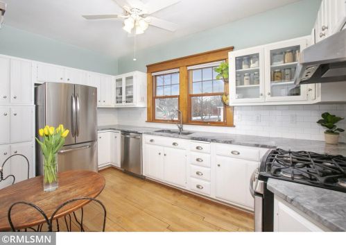 452 Hamline Ave, Saint Paul MN 55116-1616 exterior