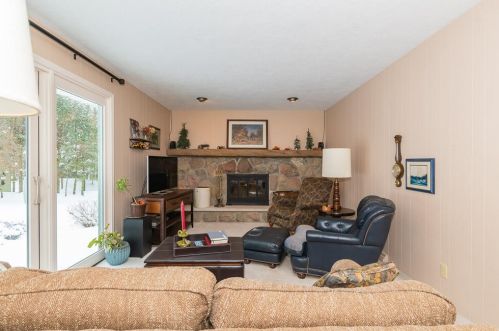 2910 5 St, Kalamazoo MI 49009-8589 exterior