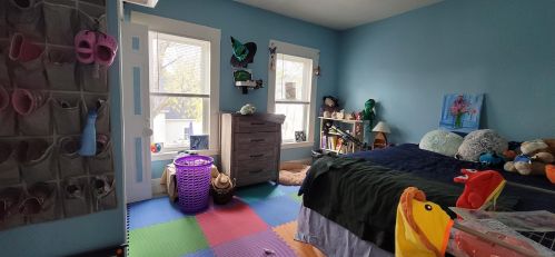 15 Pierce St, Concord NH 03301-3663 exterior