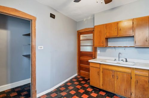 7609 Perry Ave, Chicago IL 60628-6827 exterior