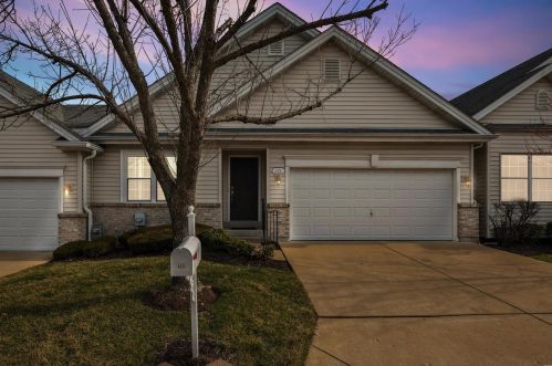 113 Worthington Cir, Saint Louis, MO 63128-2791