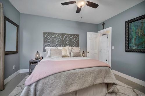 139 Church St, Seymour CT 06483-2503 exterior