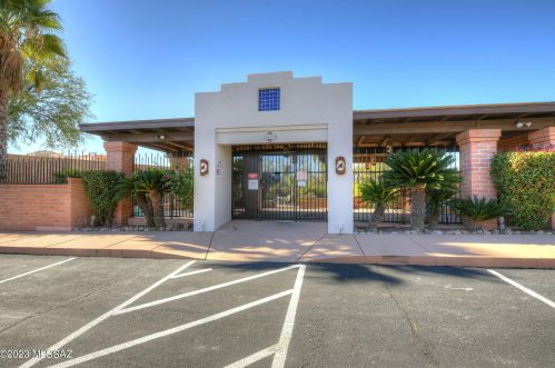 6580 Calle Sin Nombre, Tucson AZ  85718-2078 exterior
