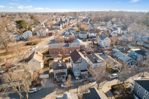 193 10 St, Providence RI 02906-2922 exterior