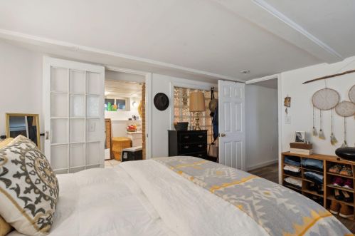 1552 Congress St, Portland ME 04102-3333 exterior