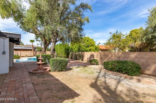 14827 2nd Pl, Phoenix AZ  85022-3611 exterior