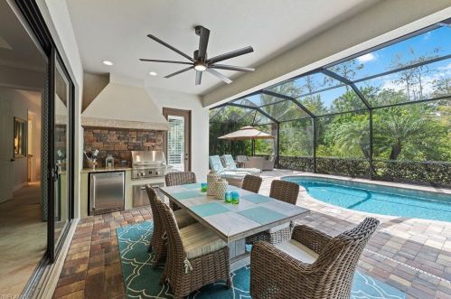 9351 Vercelli Ct, Naples FL 34113-7748 exterior