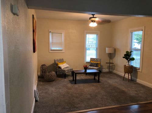 1469 Park St, Meskegon MI 49441-2446 exterior