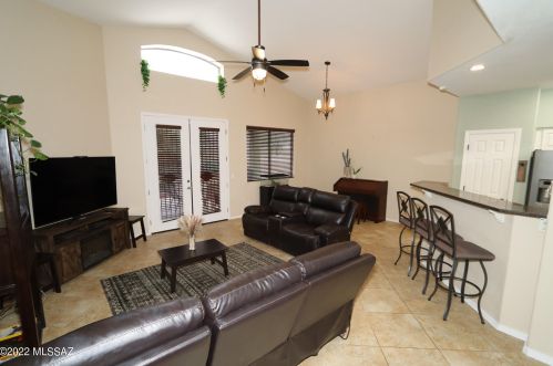 8517 Camino Bengala, Tucson AZ  85747-5165 exterior