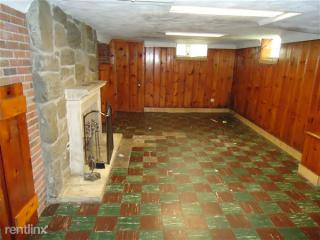 15872 Fairmount Dr, Detroit MI  48205-1448 exterior