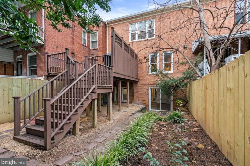 1634 Monroe St, Washington DC 20010-1803 exterior