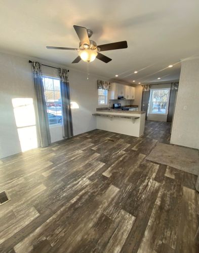 29 Hazel Dr, Concord NH 03301-3426 exterior