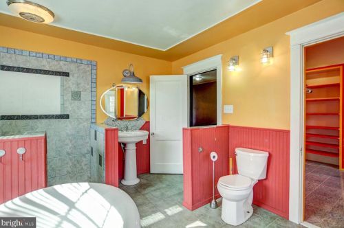 48 Cottage Ave, Lancaster PA  17602-3212 exterior