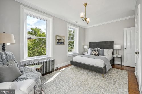 932 O St, Washington DC  20001-4265 exterior