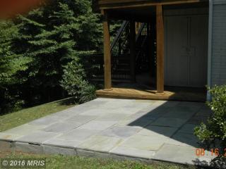 5641 Eppes Island Pl, Manassas VA  20112-5454 exterior