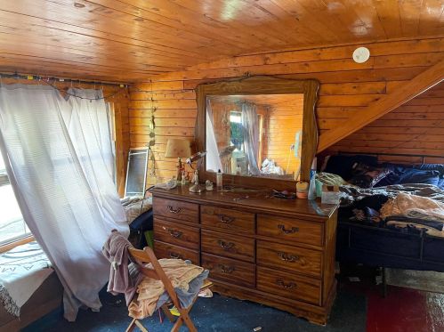 118 Ruddiman Dr, Meskegon MI 49445-3031 exterior