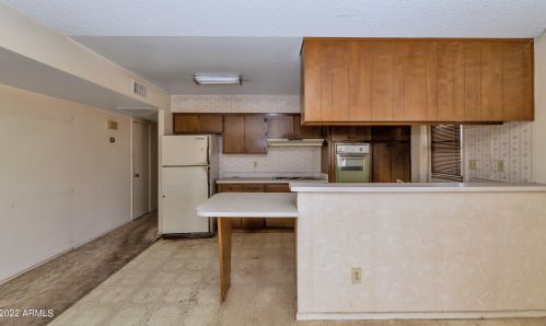 11250 33rd Ave, Phoenix AZ 85051-0631 exterior