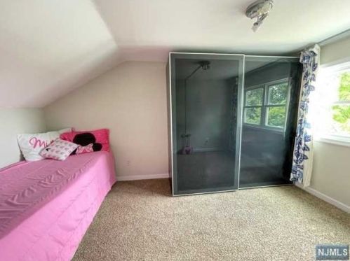 58 Hackensack St, East Rutherford NJ 07073-1415 exterior