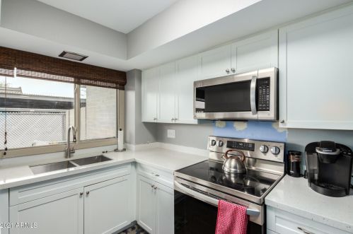 2035 Elm St, Phoenix AZ 85033-1101 exterior