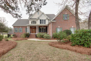 709 Castle Pinckney Dr, Charleston SC  29412-4404 exterior