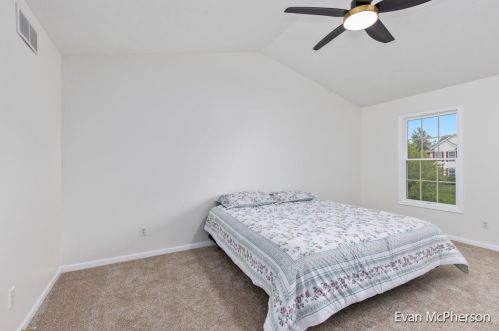 2114 Gettysburg Dr, Grand Rapids MI 49508-6560 exterior