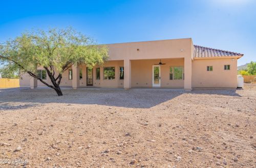 36648 27th Ave, Phoenix AZ 85086-8747 exterior