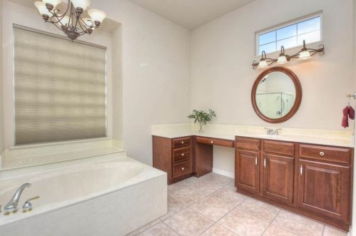 189 Dove Holw Trl, Georgetown TX 78633 exterior