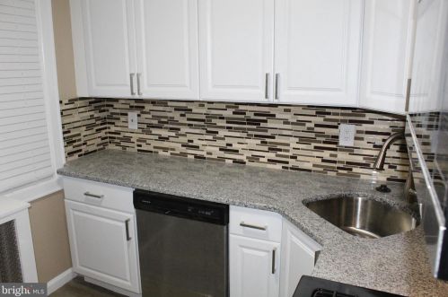 2035 Haworth St, Philadelphia PA 19124-2210 exterior