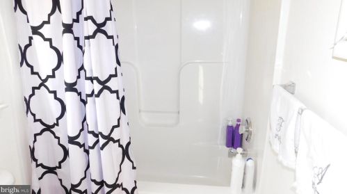 100 Celestino Ct, Blenheim NJ 08012-4435 exterior