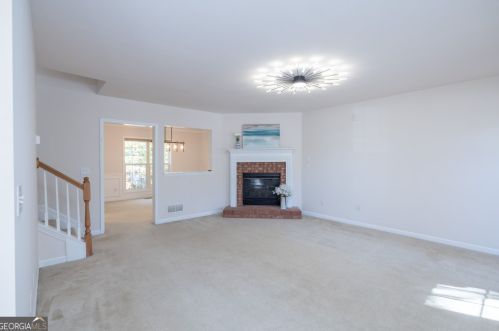 5763 Poppy Tree Ln, Tucker GA  30084-2095 exterior