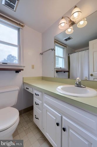 1944 Millersville Rd, Lancaster PA 17603-6153 exterior