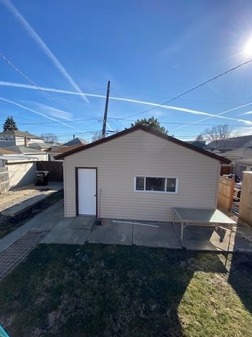 3535 Natchez Ave, Chicago IL 60634-3817 exterior