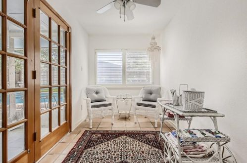 10505 Berthound Dr, Austin TX 78758-4732 exterior