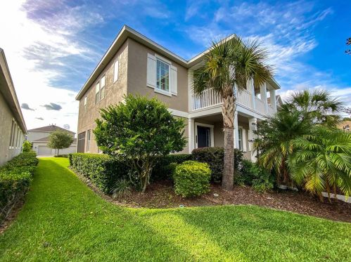 7920 Hampton Lake Dr, Tampa FL  33647-3661 exterior