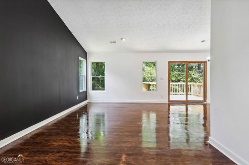 5442 Glen Haven Dr, Atlanta GA  30349-6481 exterior