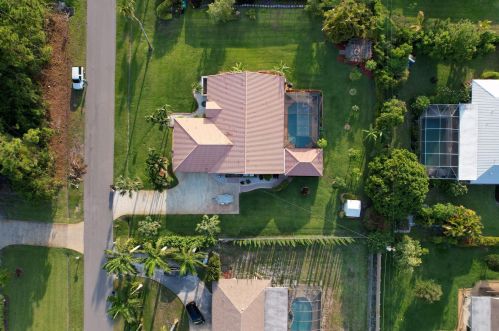 1715 Dominic Ave, Fort Pierce FL 34952-5816 exterior