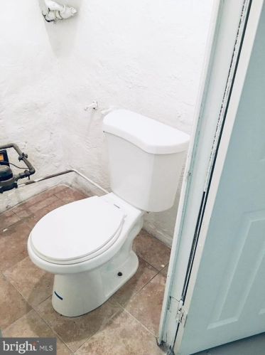 6308 Ditman St, Philadelphia PA 19135-3202 exterior