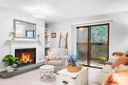 2707 Cumberland Ct, Smyrna GA 30080-8670 exterior