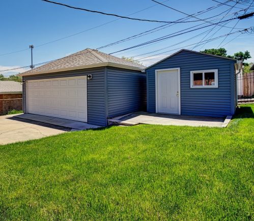 141 121 Pl, Chicago IL 60628-6657 exterior