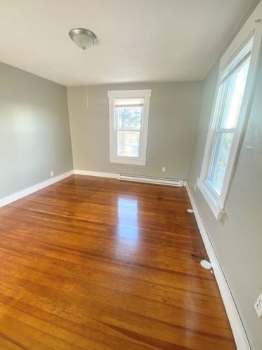 56 Exposition Ter, West Springfield MA 01089-3760 exterior