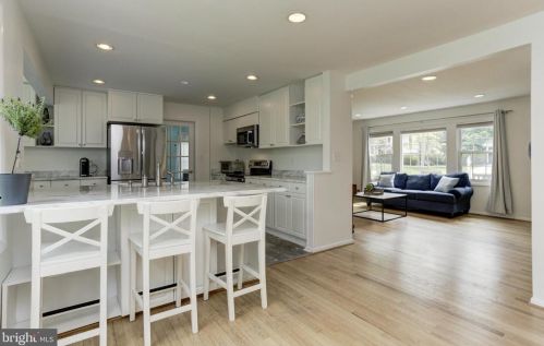 14408 Butternut Ct, Rockville MD exterior