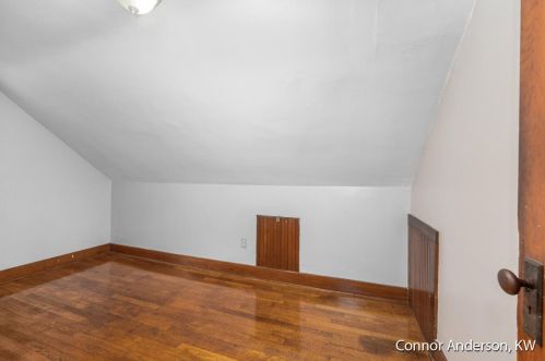 601 Leonard St, Grand Rapids MI 49503-1135 exterior