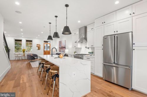 16 Adams St, Washington DC  20001-1026 exterior