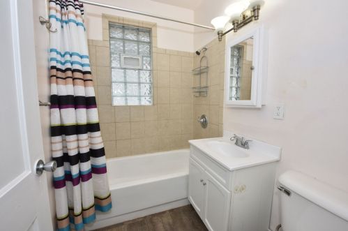 3460 Holton St, Milwaukee WI 53212-2935 exterior