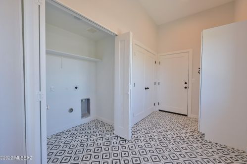 2501 Fremont Ave, Tucson AZ 85706-1457 exterior