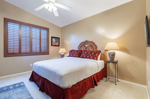 2651 Falcon View Dr, Tucson AZ  85713-4383 exterior