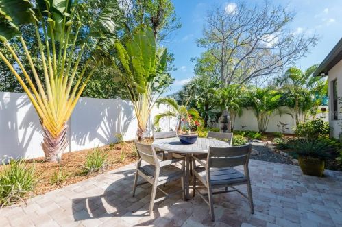 3017 Ballast Point Blvd, Tampa FL 33611-3902 exterior