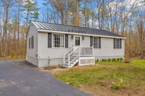 47 Forest Ln, Concord, NH 03303-2421