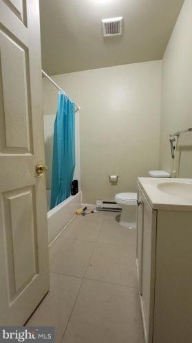 237 Spg St, Trenton NJ 08618-4836 exterior